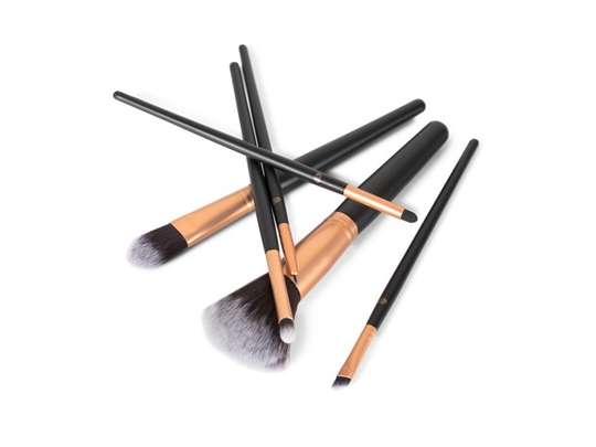 RIO Beauty Essential Cosmetic Brush Collection A set of make-up brushes