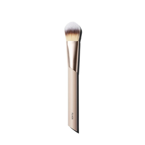 107 Flat Foundation Brush