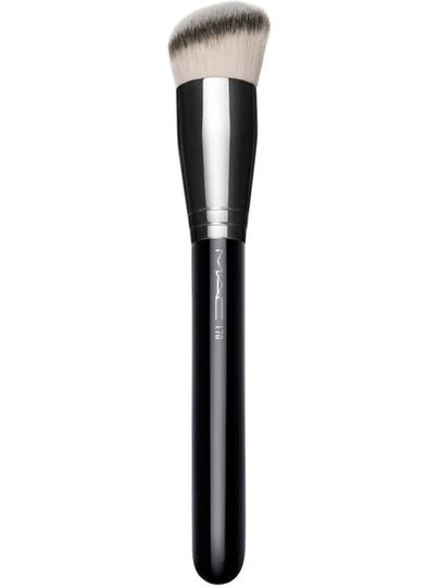 MAC Cosmetics Brushes 170 Synthetic Rounded Slant Brush