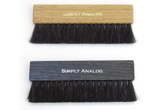 Simply Analog - Anti-static Brown Oak Wooden Brush