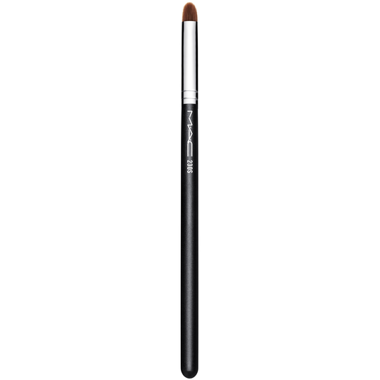 MAC Cosmetics 230S Detail