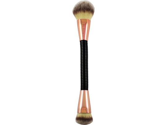 Makeup Revolution Brush Flex 02 Highlight & Glow Highlighter brush