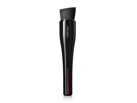 Shiseido Hasu Fudu Foundation Brush, Foundationborste, Vinklad, Tät, Syntetisk, Svart, 1 styck