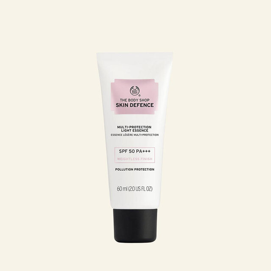 Skin Defence Multi- Protection Light Essence SPF 50 PA +++