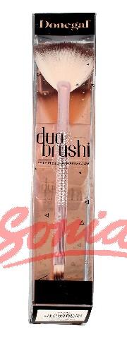 DONEGAL DUO BRUSHI brush for applying rozświetlacza 2in1 and an equalizer (4208) 1 piece