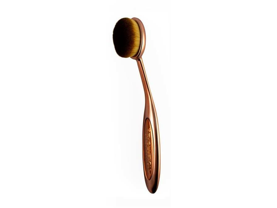 Makeup Revolution Oval Cheek Brush